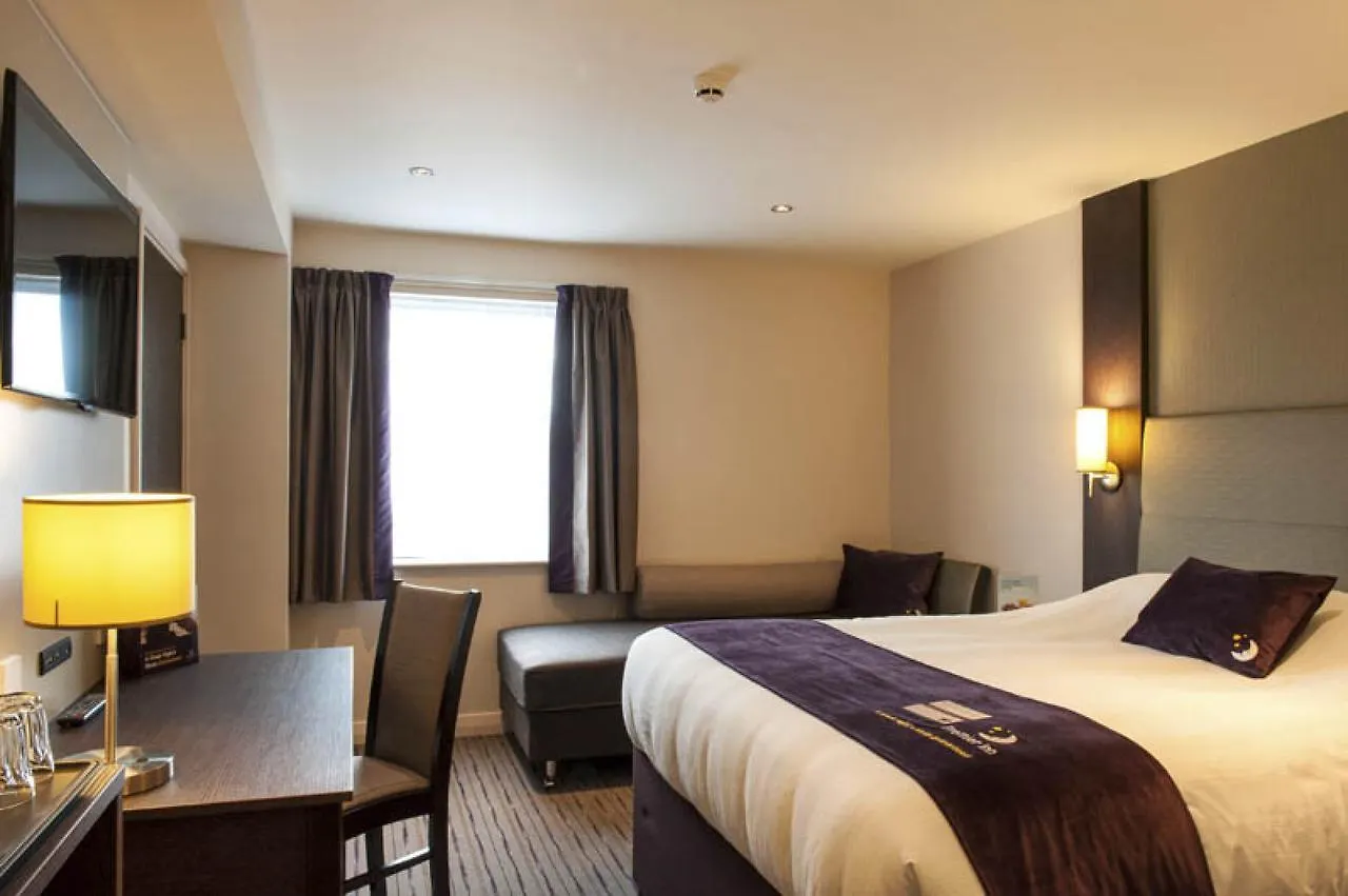 Premier Inn Southwark Borough High St London Hotel