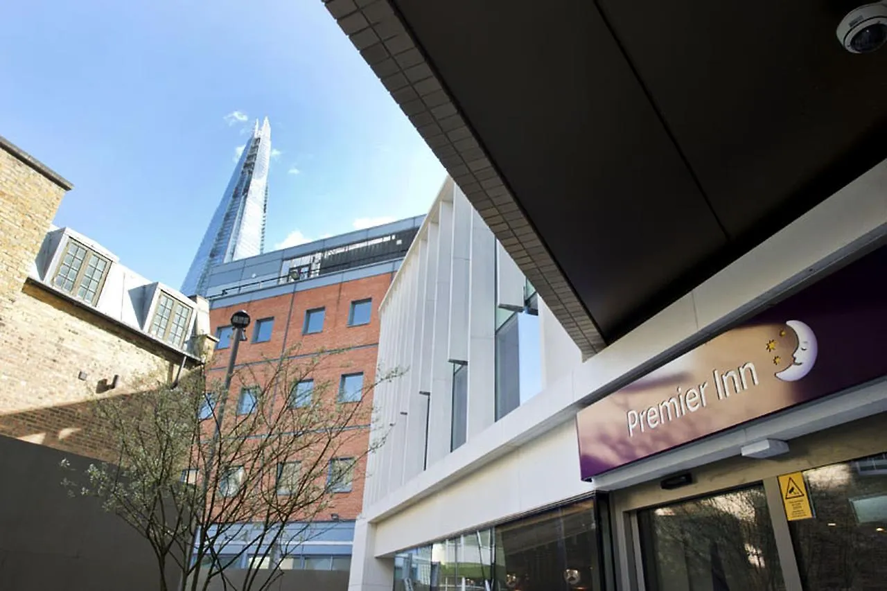 Premier Inn Southwark Borough High St contacts