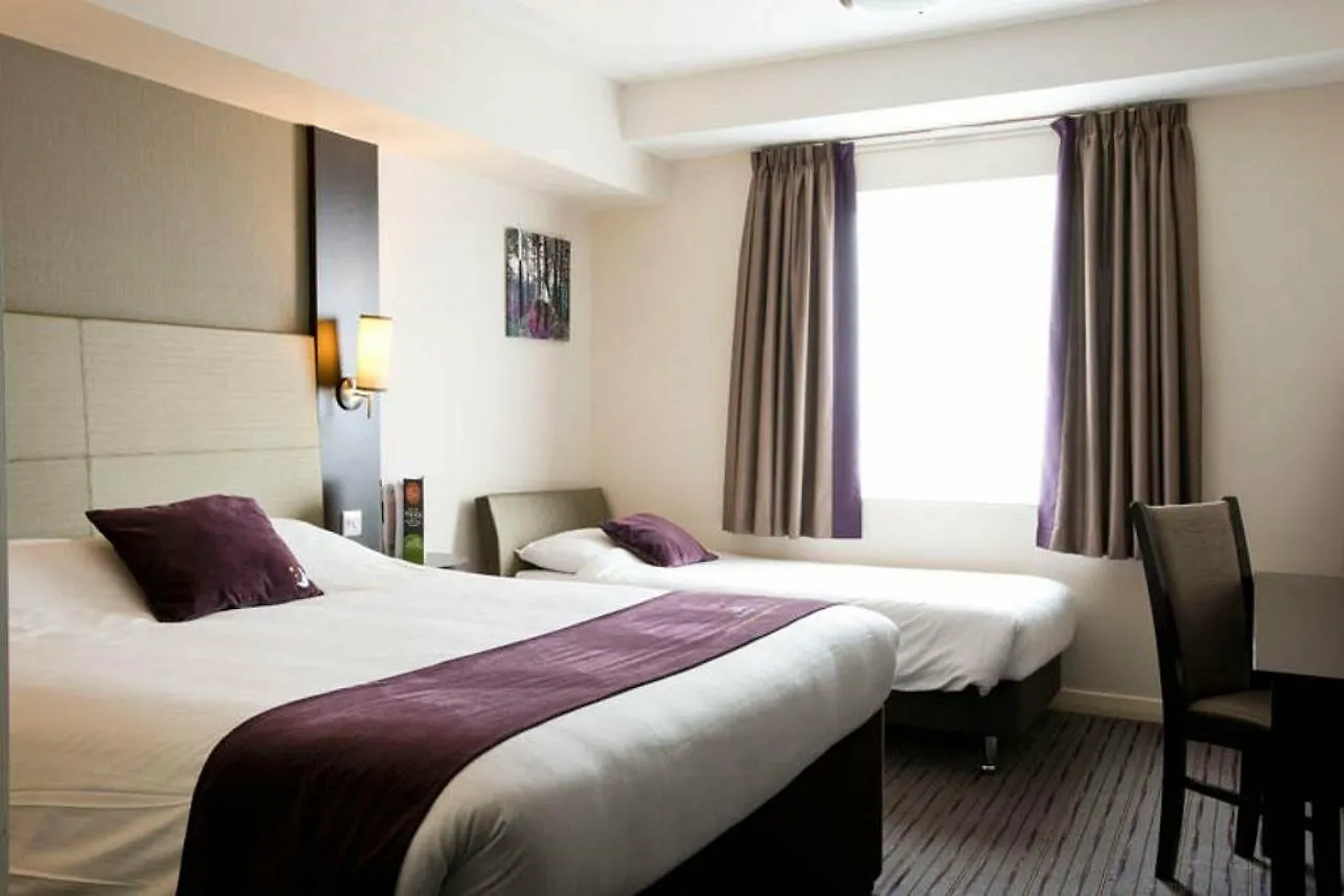 Hotel Premier Inn Southwark Borough High St London